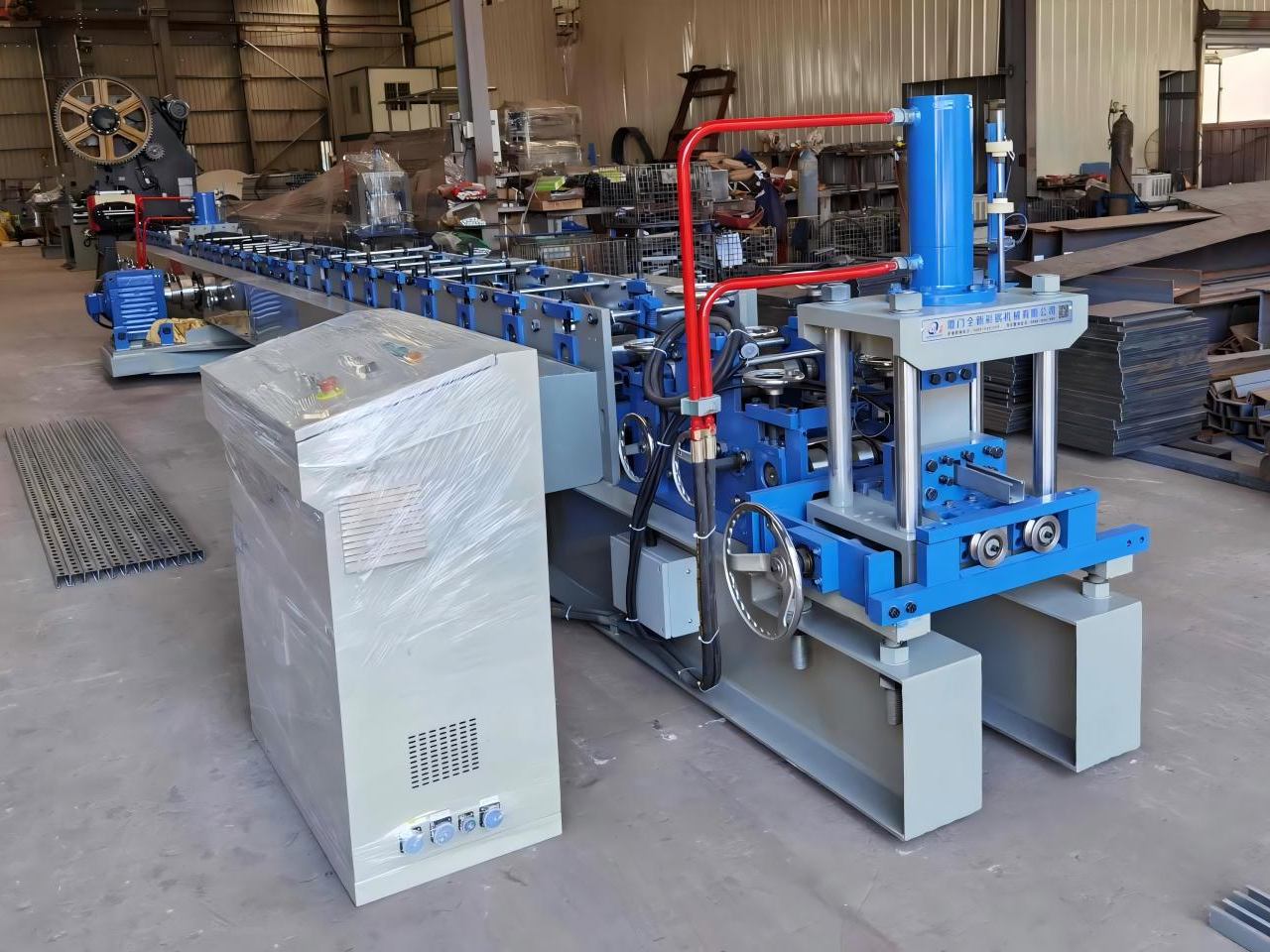 카타르용 솔라 브래킷 롤 성형 기계